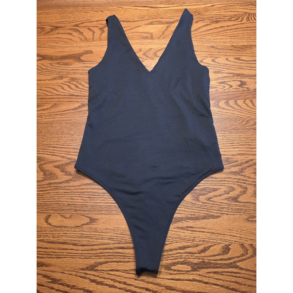 VUORI Women's Halo Dreamknit Bodysuit Thong Back in Black Size Medium $78